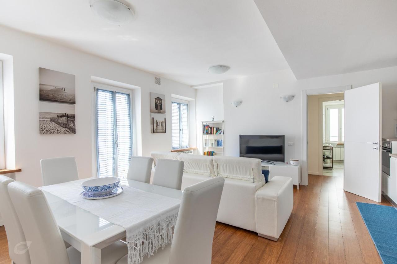 Elena House White Apartment Viareggio Luaran gambar
