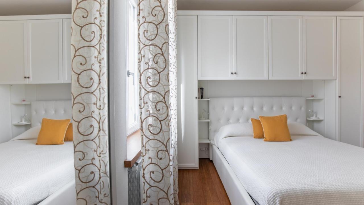Elena House White Apartment Viareggio Luaran gambar