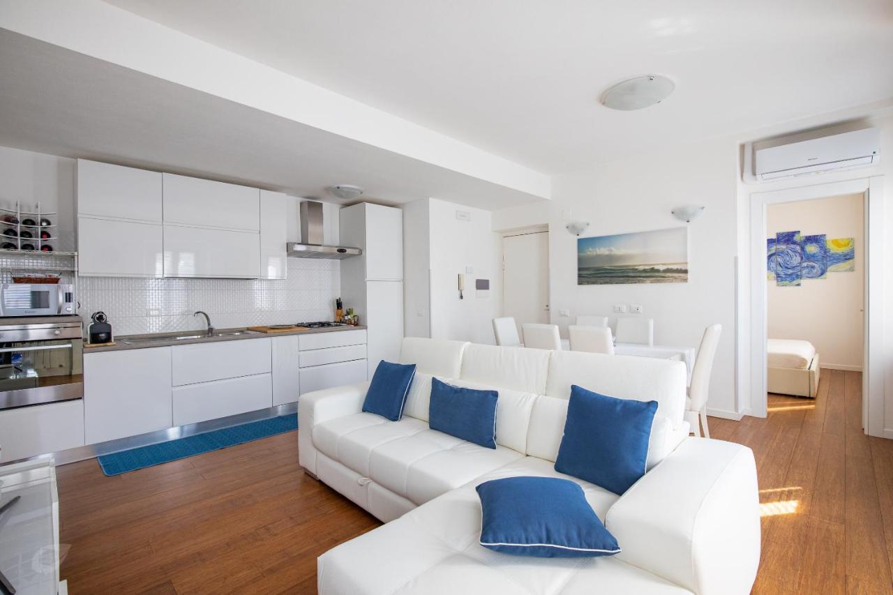 Elena House White Apartment Viareggio Luaran gambar